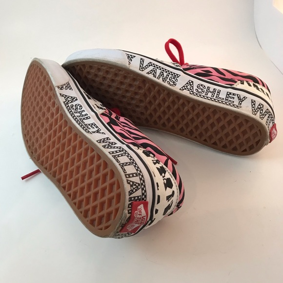Vans Ashley Williams Special Edition Sneakers - Picture 7 of 14